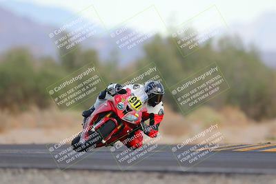 media/Sep-24-2022-CVMA (Sat) [[a45f954247]]/Race 14 Amateur Supersport Open/